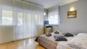 Spacious and modern apartment with 3 bedrooms und WiFi, 9