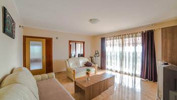 Charming air-conditioned apartment for 6 persons,balcony, jacuzzi, 2