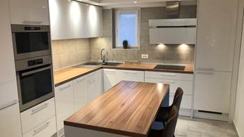Spacious and modern apartment with 2  bedrooms und WiFi, 7