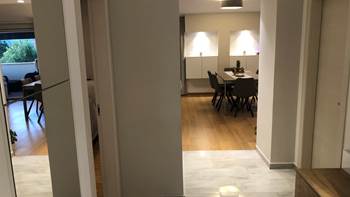 Spacious and modern apartment with 2  bedrooms and WiFi, 9