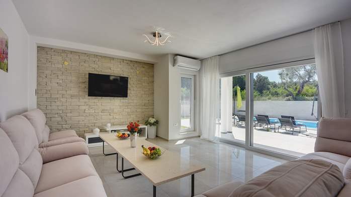 Moderne Villa in Štinjan bietet einen Salzwasserpool,WLAN und BBQ, 19