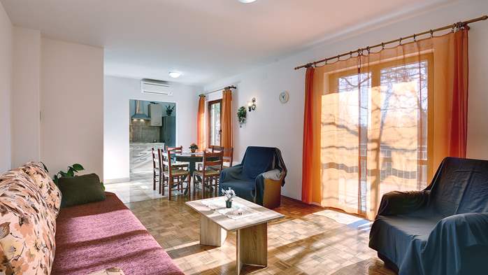 Geräumiges Apartment für 6 Personen mit Schaukel, 1