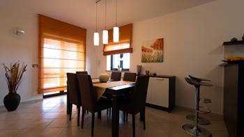 Spacious apartment with private pool for 6 persons, 6