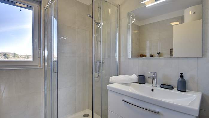 Moderan apartman u Medulinu za četiri osobe s pogledom na more, 11