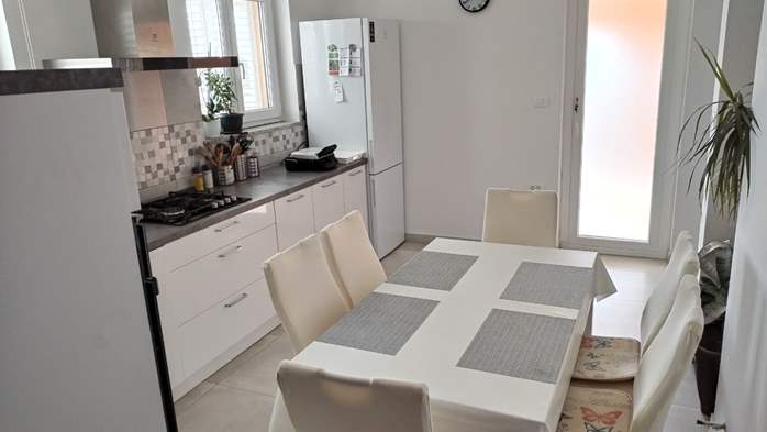 Charming house near Pula for 4 persons, 7