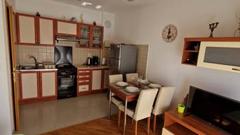 Apartment with double room and private balcony for 3 people, 2