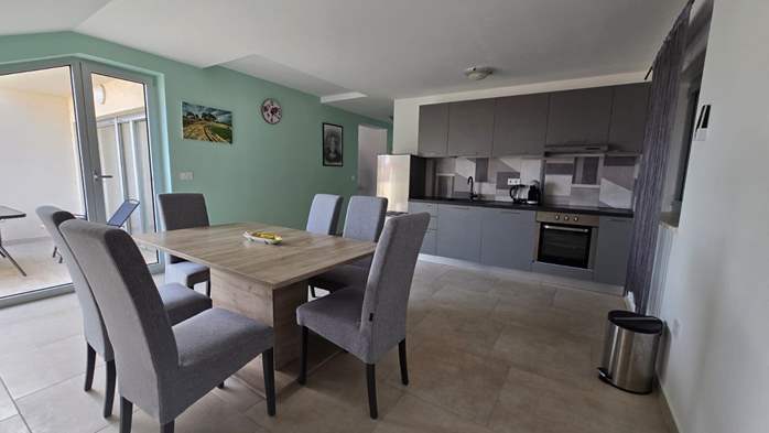 Newly built modern apartment in Medulin for 6 people, 1