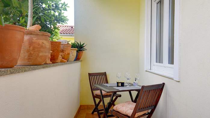 Studio-Apartment für zwei Personen mit Terrasse, WiFi, 9