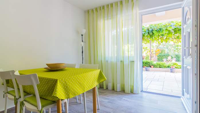 Charming apartment for 2 persons in Pula, 6