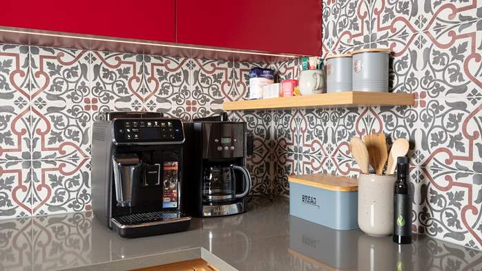 Stone villa with swimming pool and olive grove in the quit area, 36