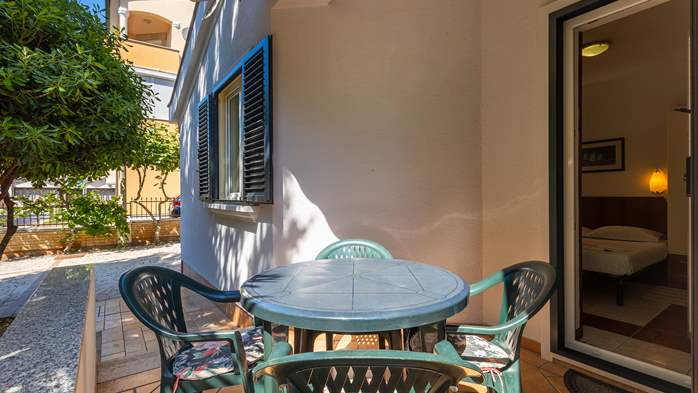 Studio-Apartment mit Terrasse, 16