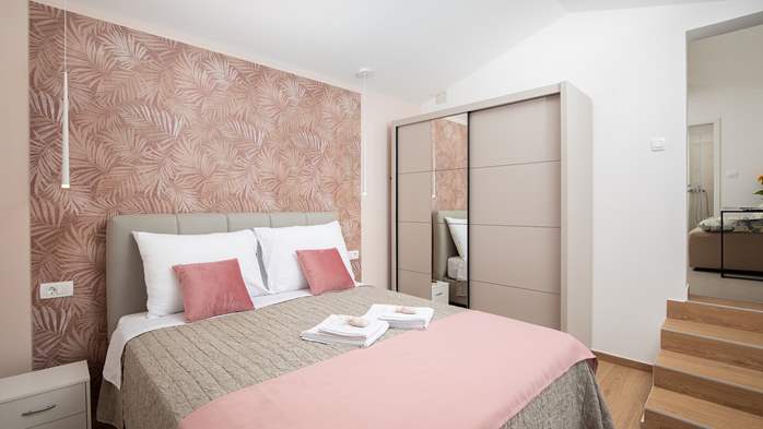 Villa Cvita in Šišan with private pool and summer kitchen, 37