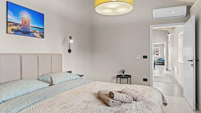 Vila Lunistra s bazenom i stolnim tenisom, 50