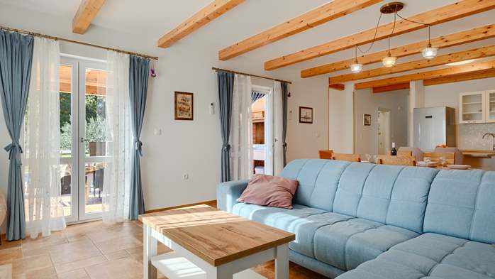 Villa Galiola near Rakalj for 6 people, 29