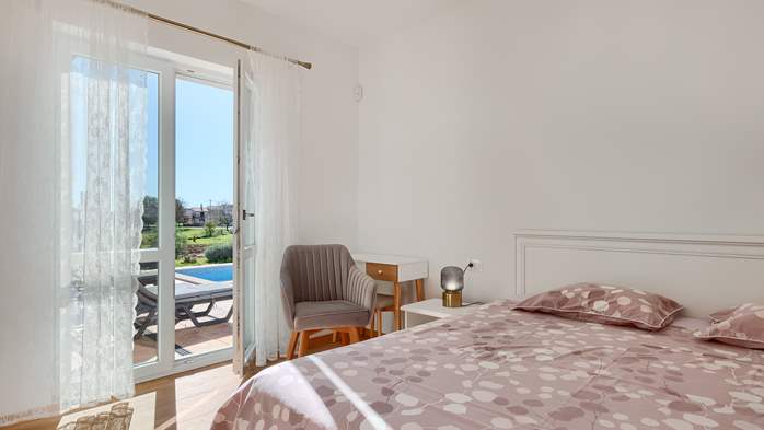 Villa Galiola near Rakalj for 6 people, 47