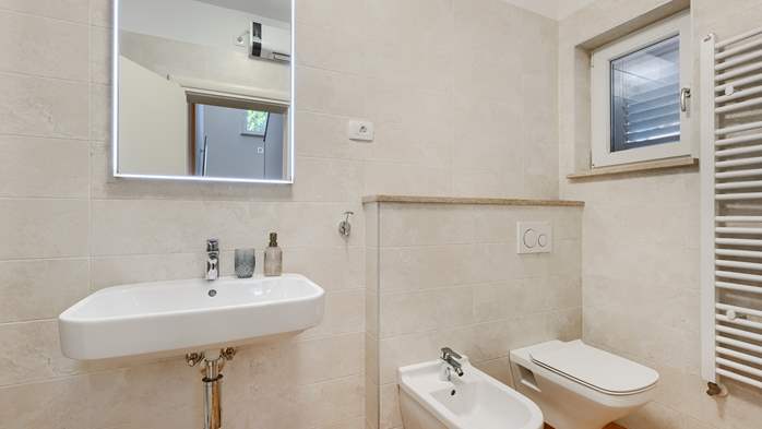 Villa Galiola near Rakalj for 6 people, 53