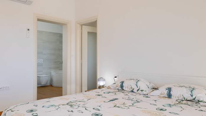 Villa Galiola near Rakalj for 6 people, 59