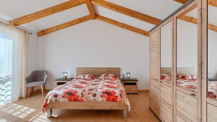 Villa Galiola near Rakalj for 6 people, 39