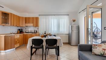 Appartamento per 4 persone a Galižana con balcone e vista mare, 6