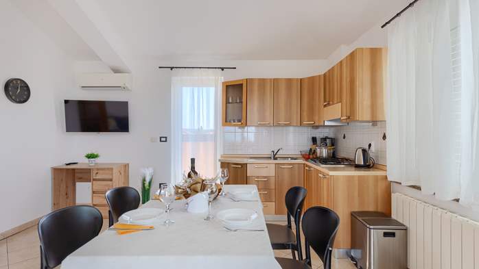 Appartamento per 4 persone a Galižana con balcone e vista mare, 7