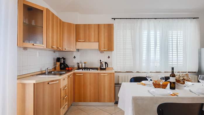 Appartamento per 4 persone a Galižana con balcone e vista mare, 8