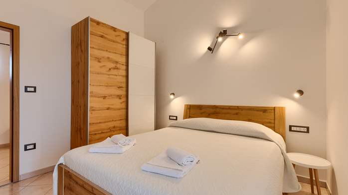 Spazioso appartamento a Galižana per 4 persone con due balconi, 7