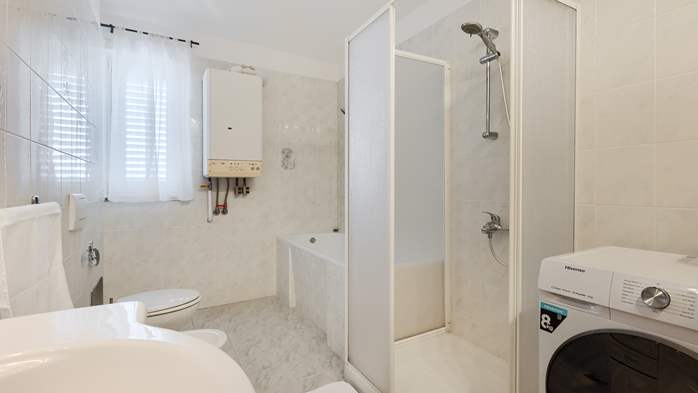 Spazioso appartamento a Galižana per 4 persone con due balconi, 14