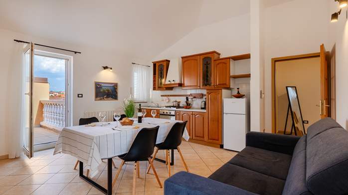 Spazioso appartamento a Galižana per 4 persone con due balconi, 3