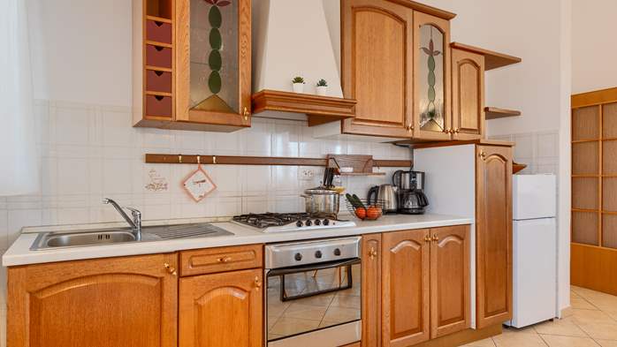 Spazioso appartamento a Galižana per 4 persone con due balconi, 6