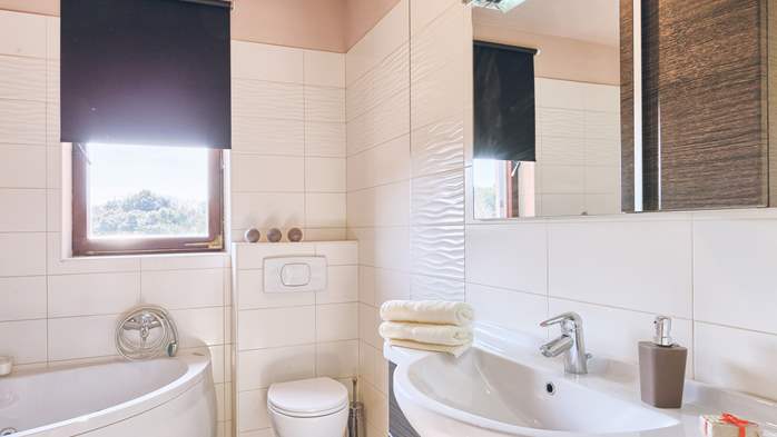 Appartamento Dea Vista a Banjole con piscina e vista mare., 25