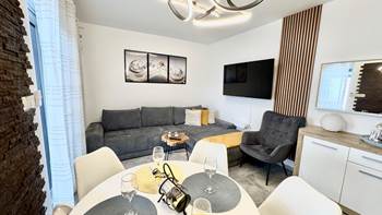 Moderan novouređeni apartman Emira u Medulinu za 4 osobe, 8