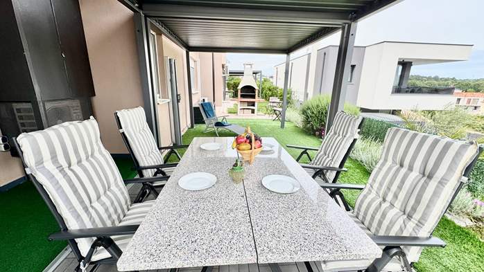 Moderan novouređeni apartman Neka u Medulinu za 4 osobe, 12
