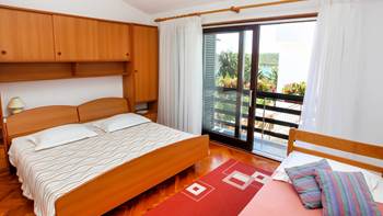 Air-conditioned apartment for 2-3 persons, balcony with sea view, 1