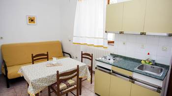 Ground floor apartment with private terrace, 2-3 persons, WiFi, 3