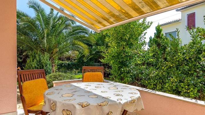 Helle und farbenfrohe klimatisierte FeWo für 4 Personen, Medulin, 2