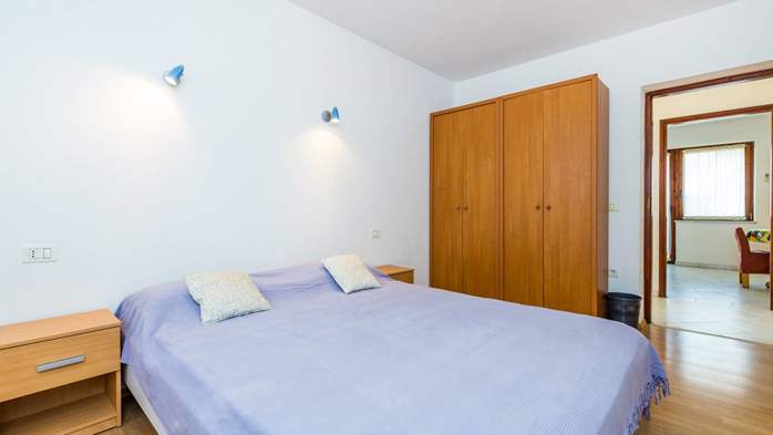 Helle und farbenfrohe klimatisierte FeWo für 4 Personen, Medulin, 14