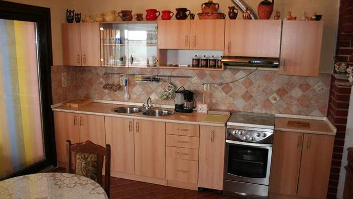 Drei-Zimmer-Wohnung mit zwei Badezimmern für 8 Personen, WLAN, 4