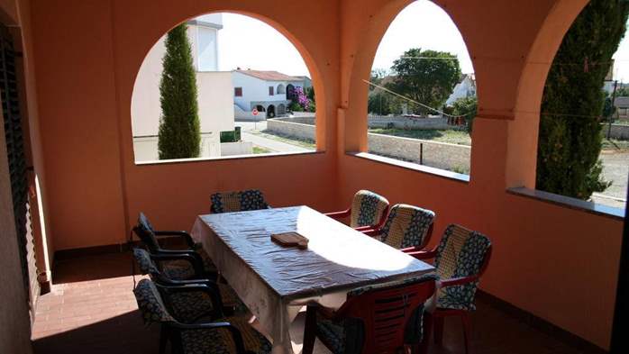 Ferienwohnung für 8 Personen im 1. Stock mit Balkon, SAT-TV, 8