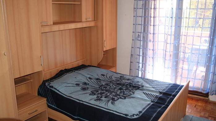 Ferienwohnung für 8 Personen im 1. Stock mit Balkon, SAT-TV, 1