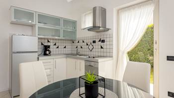 Modern two bedroom apartment with terrace and swimming pool, 5