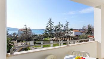 Air-conditioned apartment overlooking the sea and pool in Medulin, 4