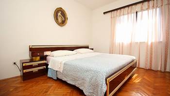 Spacious air conditioned apartment in Medulin, free WiFi, SAT-TV, 9