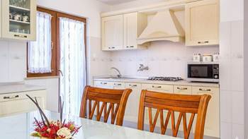 Prostran i klimatiziran apartman u Medulinu, WiFi, SAT-TV, 5