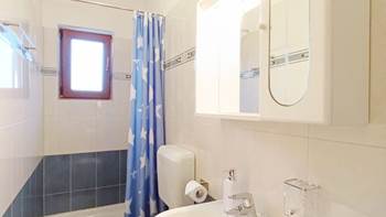 Prostran i klimatiziran apartman u Medulinu, WiFi, SAT-TV, 12