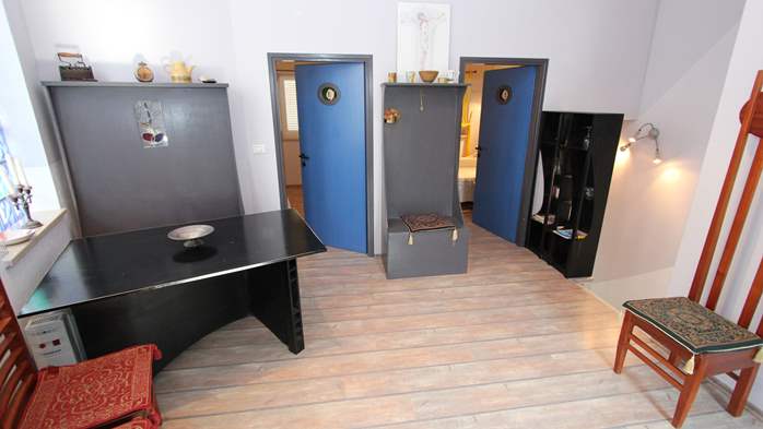 Unique apartment for 4 people in the center of Medulin, 5