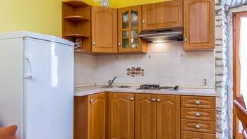 Big apartment with impressive decoration with stone details, WiFi, 4