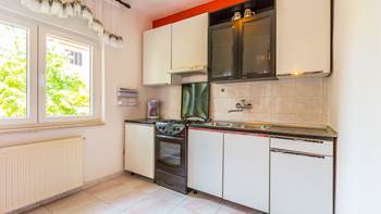 Colorful family apartment with children's playground and barbecue, 6
