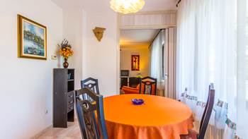 Colorful family apartment with children's playground and barbecue, 5