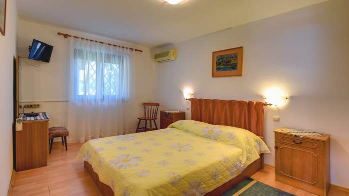 Apartment in Medulin mit 2 Schlafzimmern und Terrasse, WLAN, 5