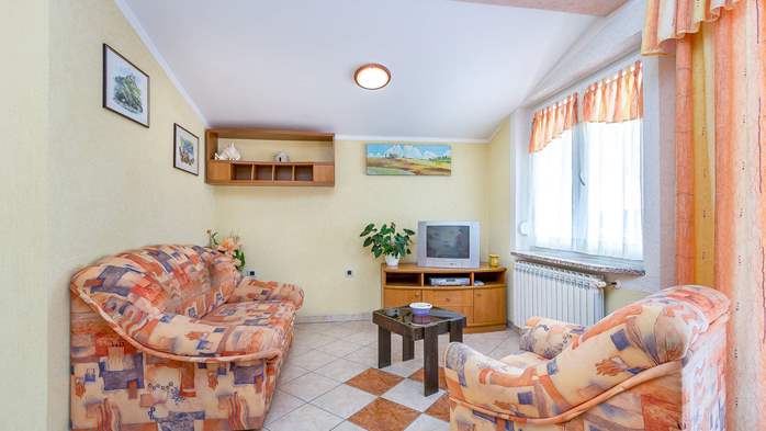 Nice and simple apartment with balcony for three,air conditioning, 1